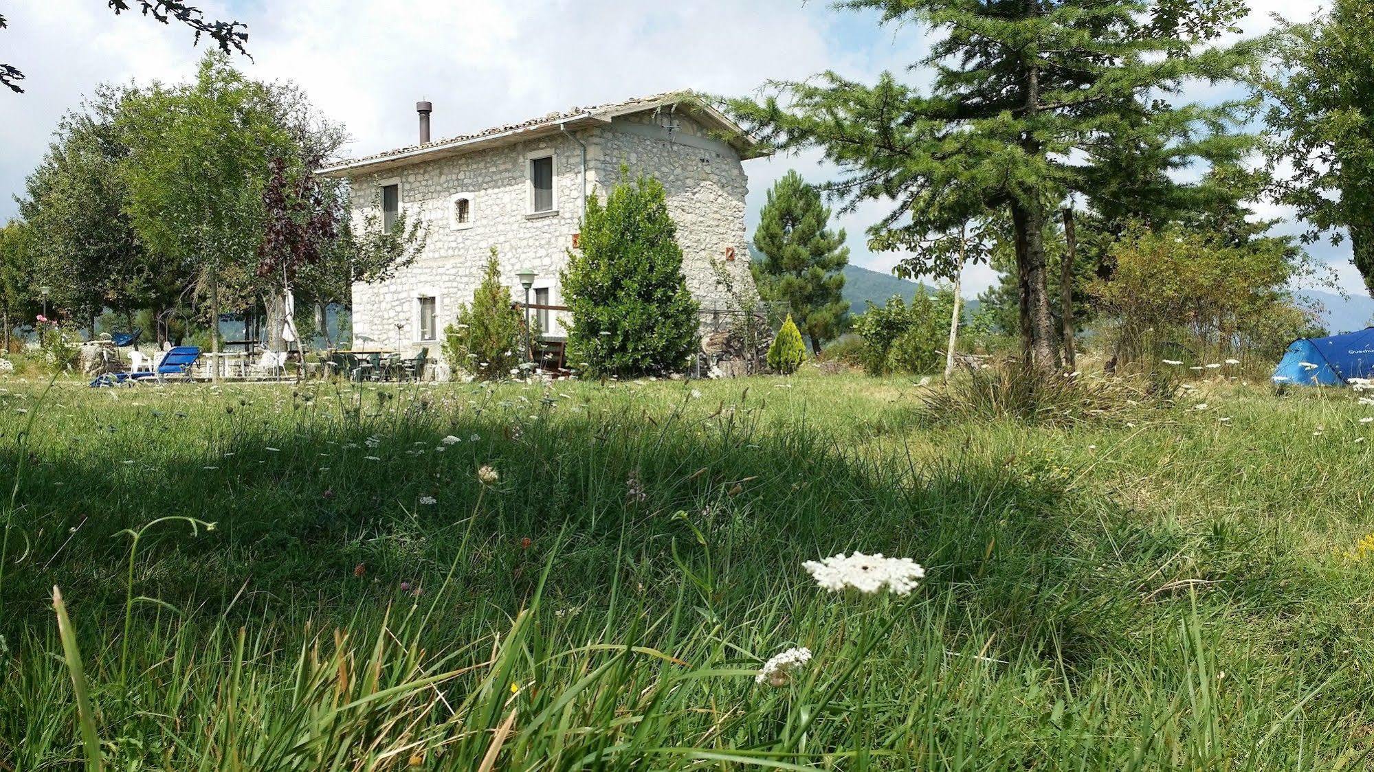 Casino Tonti Iarussi Villa Forlì del Sannio Buitenkant foto