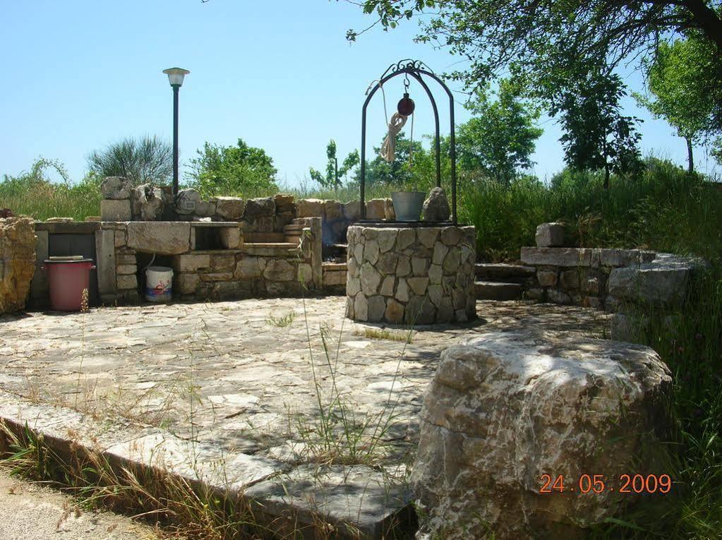 Casino Tonti Iarussi Villa Forlì del Sannio Buitenkant foto