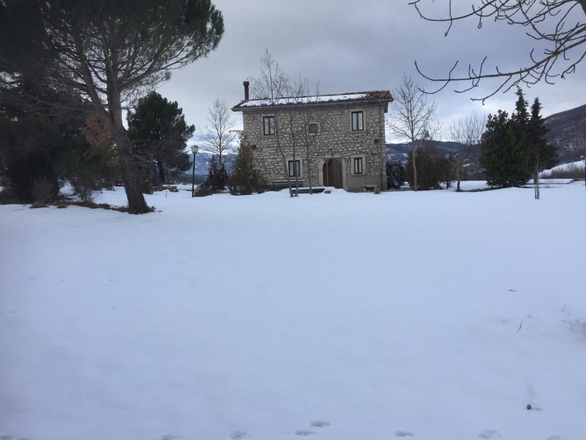 Casino Tonti Iarussi Villa Forlì del Sannio Buitenkant foto
